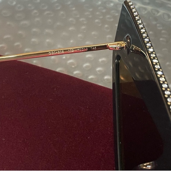 Gucci Hollywood Forever Sunglasses - Picture 7 of 11